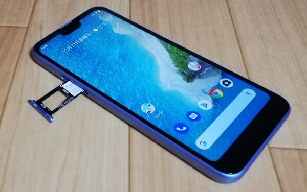 Android One S6の右側面