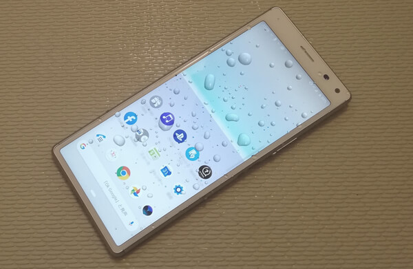 Xperia 8は防水・防塵対応